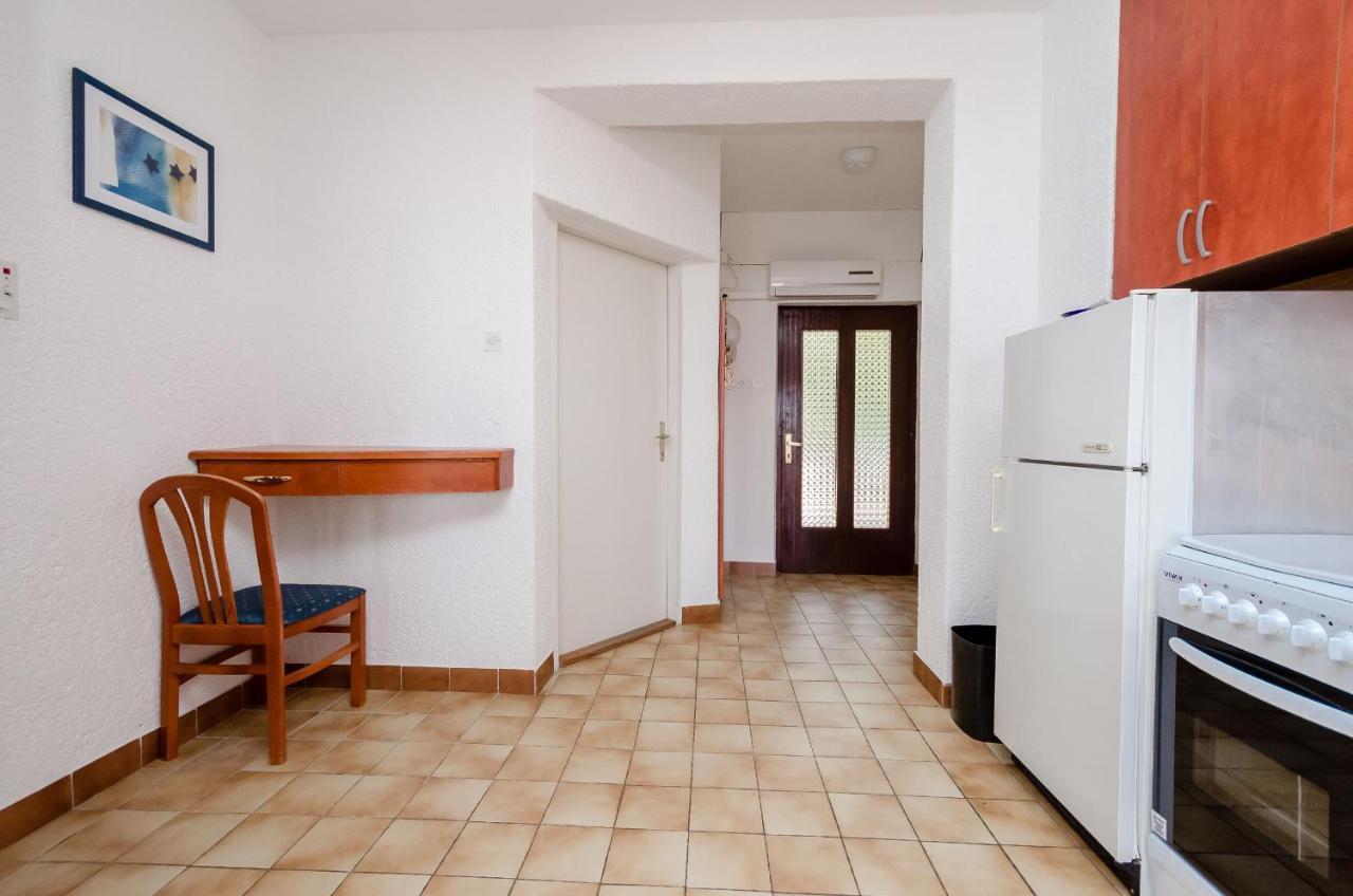 Apartments Zorka Kampor エクステリア 写真