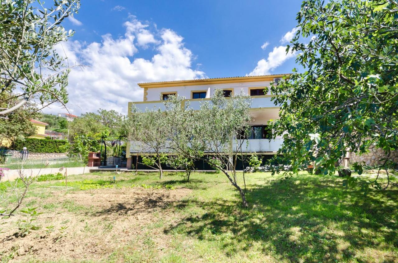 Apartments Zorka Kampor エクステリア 写真