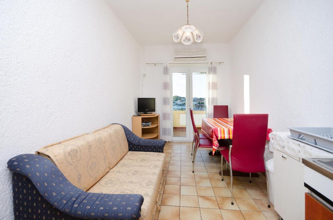 Apartments Zorka Kampor エクステリア 写真